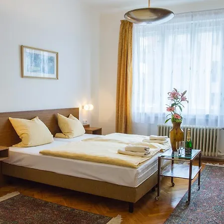 Karnet 3* Prága